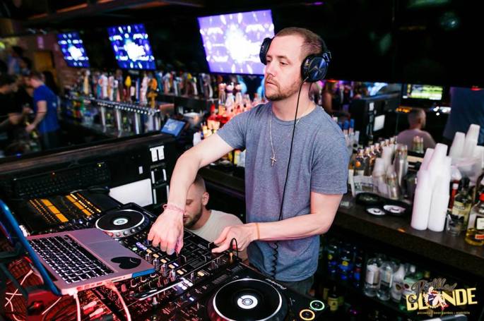 14633039_997245353734829_6314997882514244992_n